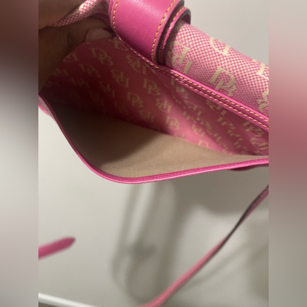 Dooney & Bourke Pink Shoulder Bag - Picture 6 of 17